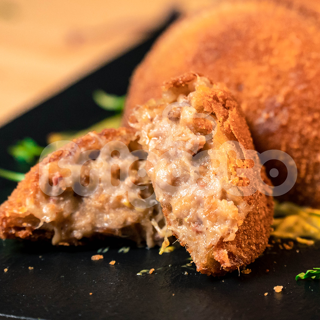 Rissóis de carne extra